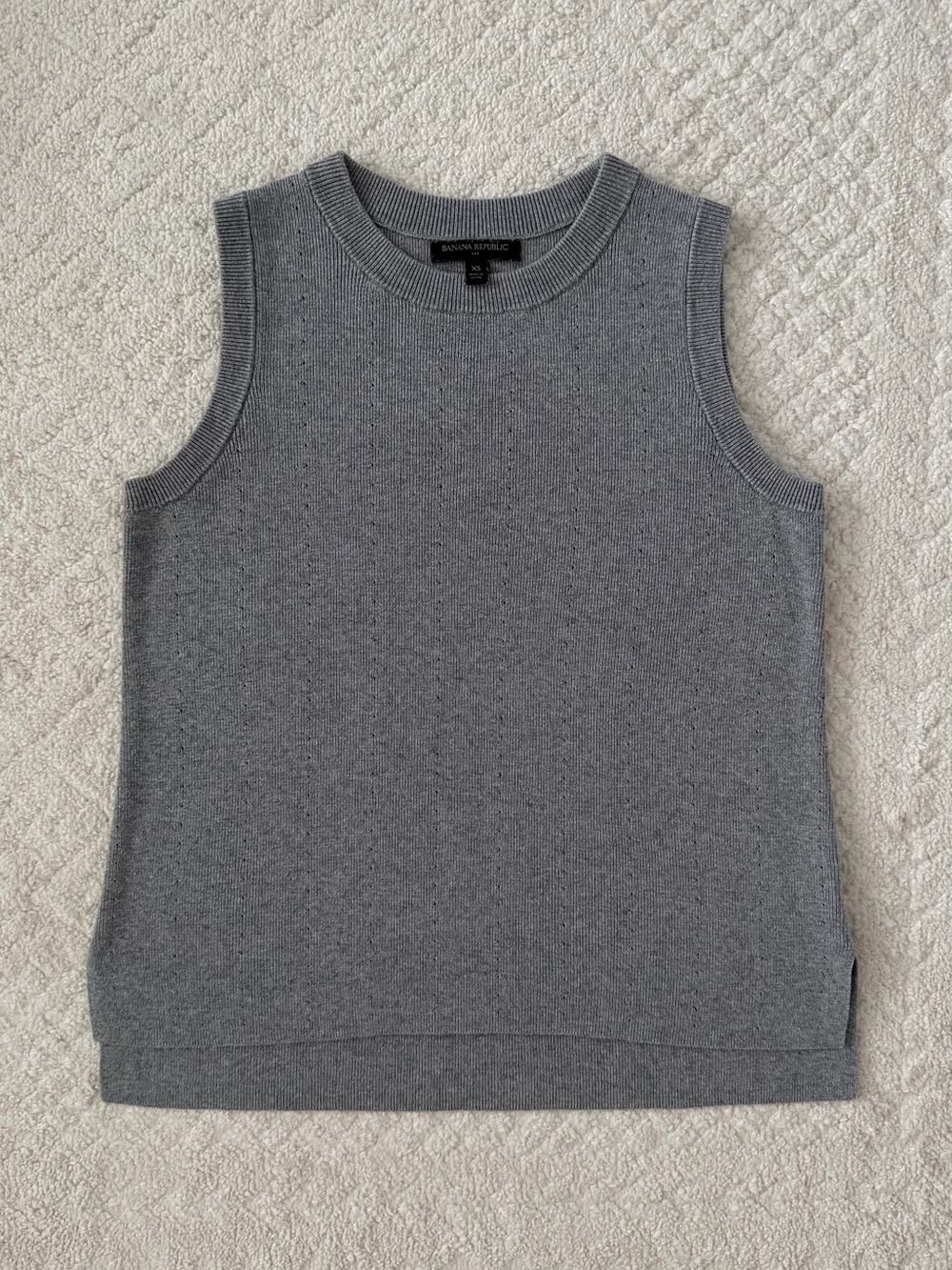 Banana Republic Gray Knit Sweater Vest